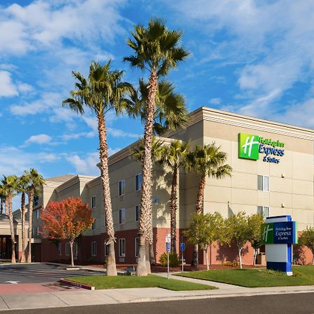 Holiday Inn Express Hotel & Suites Vacaville By Ihg Luaran gambar