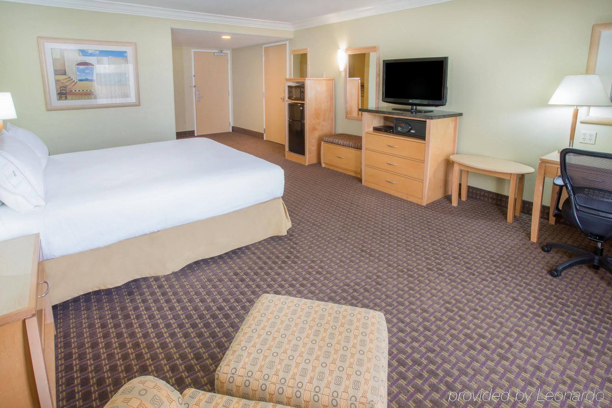 Holiday Inn Express Hotel & Suites Vacaville By Ihg Luaran gambar